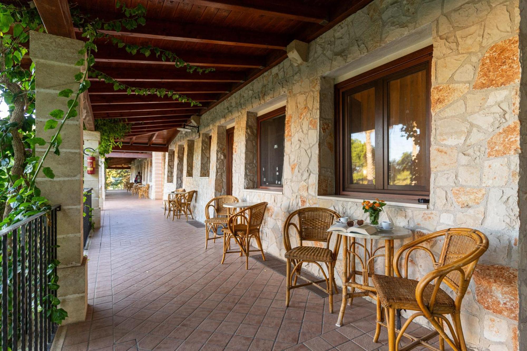 Hotel Masseria Le Pajare Presicce Habitación foto